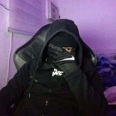 EricMut83468367's profile picture. 