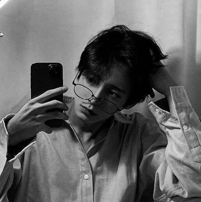 Tintin_zk1's profile picture. 花.间.酒 📖
𝗜𝗡𝗧𝗝 : ᴛʜᴇ ʙᴇsᴛ ᴘʀᴇᴘᴀʀᴀᴛɪᴏɴ ғᴏʀ ᴛᴏᴍᴏʀʀᴏᴡ ɪs ᴅᴏɪɴɢ ʏᴏᴜʀ ʙᴇsᴛ ᴛᴏᴅᴀʏ.