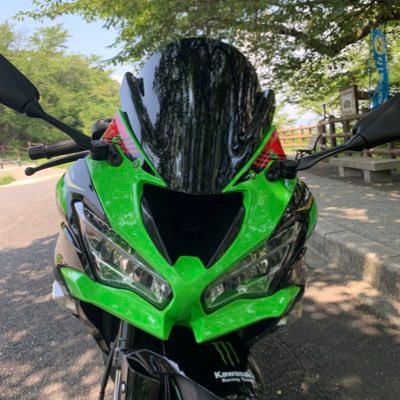 ZX６R2020年式納車予定です！             広島に住んでる方や近くに住んでる方！             一緒にツーリングどうですか？！笑