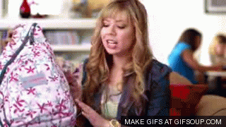 Eu amo a @JennetteMccudy a @MirandaCosgrove o @NathanKess e a @BarbieStyle eu so tenho 7 anos e amo vcs xau e boa sorte @Barbie