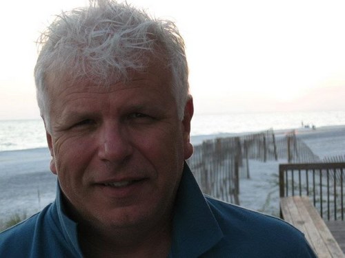 labbylover's profile picture. working so I can chase the little white ball around on the weekends