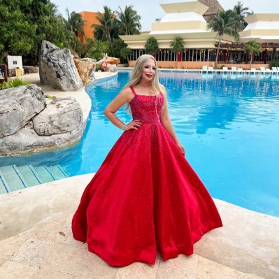 Knieto19K's profile picture. Ingeniera electrónica, especialista en Gerencia de empresas Comerciales //Consultora de empresas// 🇨🇴🇪🇸 #Uribista