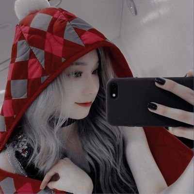 azureblueww's profile picture. the sun will rise and we will try again-🐰