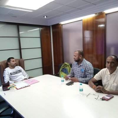 🙌समर्थन और विरोध केवल,😀विचारों का होना चाहिए, किसी ख़ास व्यक्ति का नही...🤗