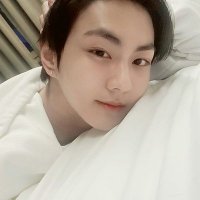 J (@wonwoncrumbs) 's Twitter Profile