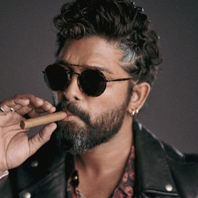 🇦​🇱​🇱​🇺​🇦​🇷​🇯​🇺​🇳​🇮​🇨​🇴​ 🇳​ @AlluArjun ❤️Annayya🤙 
🔥 2nd iD- @manifanofbunny7