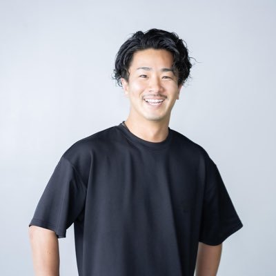 ㍿Lagomliv CEO→20〜30代向けの成長産業特化型のキャリア支援・ベンチャー転職|過去経歴:プレイドsales←irodas取締役←Unistyle営業責任者←ネオキャリア←学生起業でFP|経営や働き方、キャリアについて発信|趣味はキャンプ・サウナ・ゴルフ