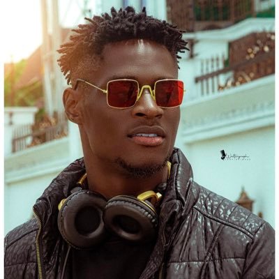 VDJ_Jaymoney's profile picture. Lasgidi90.1Fm Lagos official Dj /Die hard Arsenal fan/Sound engineer/Promoter/Producer/contact: +234 8137285930