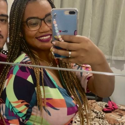 ellen_csantos's profile picture. • “andrà tutto bene” 🌈 • Carioquíssima ☀️ • Mãe do Bernardo 🎠 • Esposa do LG⚕️ • Flamenguista ⚽️ • 26y. ♋️