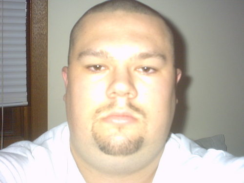 qqwal1m's profile picture. 