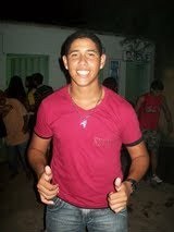 eu sou o diorlan cruz e quero participar do twiter como vcs e quero ta por denntro de tudo q acontece e obriga por mim atender abraços a todos bejao ...
