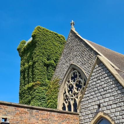 The official twitter for Beckenham Crematorium and Cemetery. For enquiries, please go to: https://t.co/4YpyNtSiAL