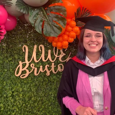 Variety Twitch Streamer🌸 | Twitch Affiliate | Stressed Uni Student | They/She | ow/dnd/mc |