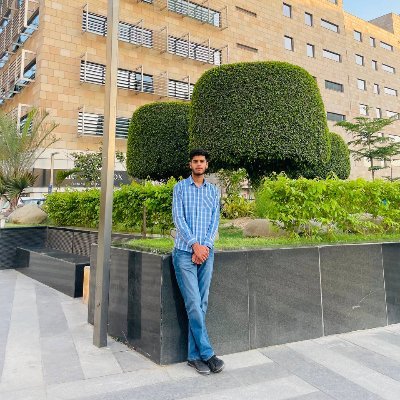 Thearshsran's profile picture. Just exploring.