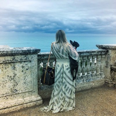 annevictory6's profile picture. 