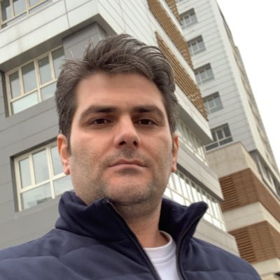 alinajafi18743's profile picture. 👨‍👩‍👧‍👦⛰️⚙️🏳️🏊🏻🎮