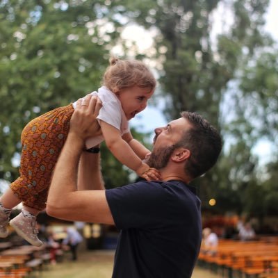 FrenchContin's profile picture. Democratico e interista. Vivo con @bettypav, Annalena e Greta, la gatta.