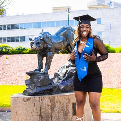 🐾 StateNotSouthern Alum🇭🇹 Just a Black girl tryna make it in this White world ✊🏾