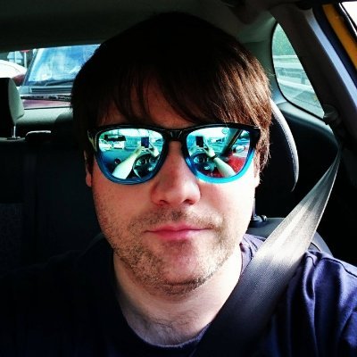 Frikingo en modo Ultra Instinto. Diseñador de los abrefáciles. Arquitecto de la Estrella de la Muerte. Cofundador de @FrikingxsGalaxy junto a @Matahari_72.