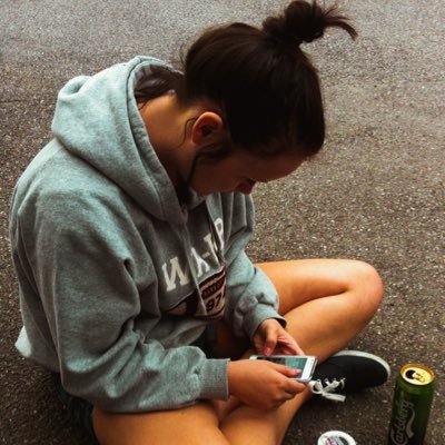 blissbyv's profile picture. Who left the bag of idiots open?