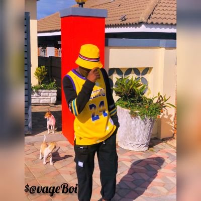 Clothes designer 💯👌 hip-hop dancer♥️ Groove Souls dance crew 🔥 IG@lilmax941 and Tiktok@lilmax260