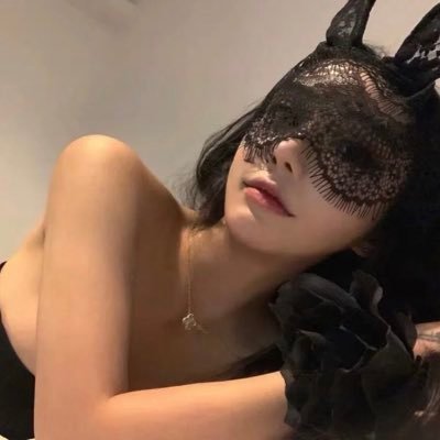 ddj_hdh's profile picture. 找个长期的🧨友，谈恋爱的话就算了太累了不适合我