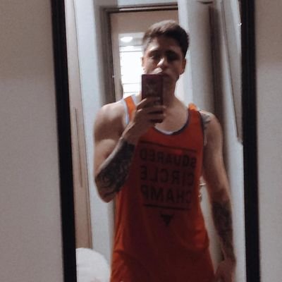 HikeNfps's profile picture. Valorant player (?)