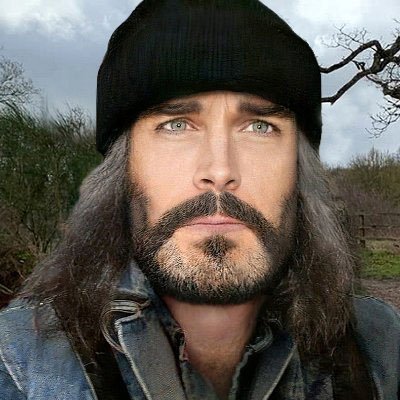 American Biker, Patriot, Graphic Designer, Photographer, Acoustic Guitarist, Rocker, Attila the Hun Conservative, Northern Italian✝️/Lombard-Viking Descent🛡️🪓