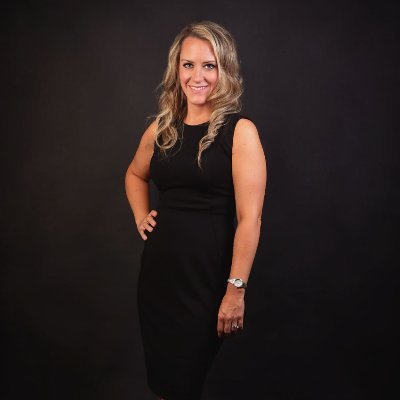Farmer's Insurance Agent
Happily married mother of four
Animal Lover
Let me help you with your insurance needs!