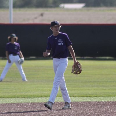 6’3 190  LHS 25/Post 15 East/ IF/P/Midwest Evolution/ 3.9 GPA/ 605-929-9945