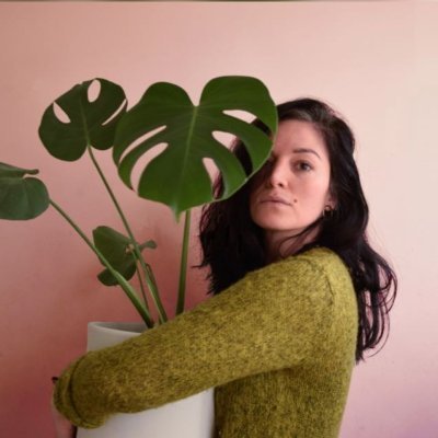 holasofia__'s profile picture. Digital Business Developer ☻ Marketing del bien for biz owners + creators who care for people & the planet⌇(Re) inhabiting the internet one strategy at a time
