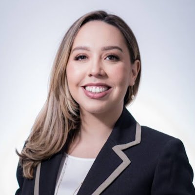Brazilian Lawyer passionate with connecting people to international businesses and opportunities