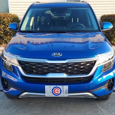 Wife, Mom and Memaw ~ Cubs fan, coffee to function, scrapbooker, avid reader and sunflower seed addict.