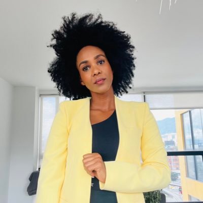 Mamá de Amelíe. Abogada NEGRA Constitucionalista - Promotora de Turismo Comunitario. Debemos democratizar el desarrollo🌻 Ubuntu🧩 Donante ♥️