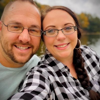 Jesus loving, worship leading, happily married mom of 3 💙💜🧡
