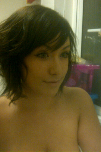 Its_Beauty_Guru's profile picture. Welcome To Our Little Bubble Of Fashions, Beauty Products, Product Reviews, Celeb Lifestyle, Fitness, Diets, Tanning, SHOES, Hair & Make-Up and More...