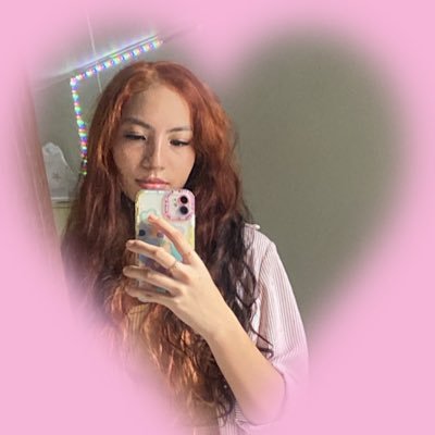 triciaaguerrero's profile picture. 