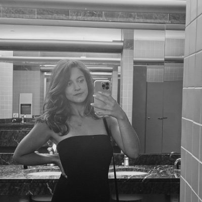 daniellamckay98's profile picture. 