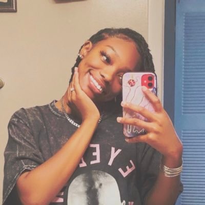 ♐️NCCU🦅❤️ SC:nana_babyy1128💛 IG:@its._nanaaaa💦