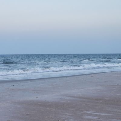 QLextacy's profile picture. Let me be your ecstasy baby 
chubby foot QUEEN 🦶🏻 🧞‍♀️ 
send for soles pay for pedicures pick the colors 💰 🤑 cashapp $Lexayye89
size 8