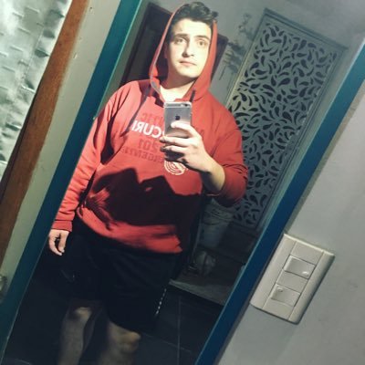 JuansinL's profile picture. La vida es dura, lo facil es pasarla!