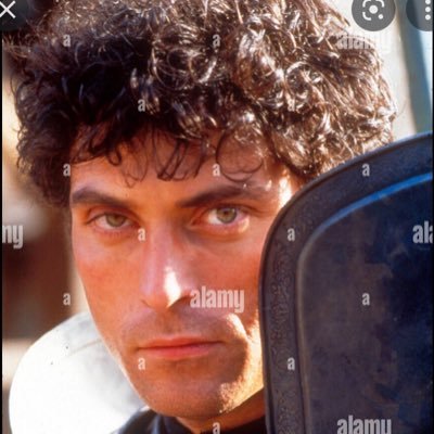 Hector_Lysander's profile picture. “Some talk of Alexander and some of Hercules, of @Hector_Lysander and such great names as these”.. • Glasgow Rangers 🇬🇧 • Cincinatti Bengals 🐅