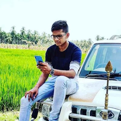 LokheshRj's profile picture. 