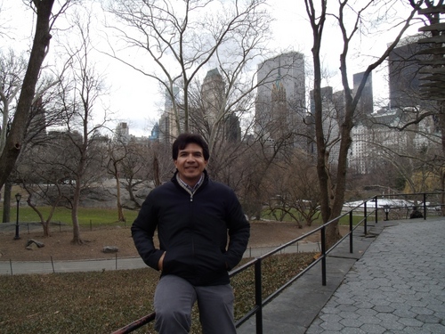 Libre pensador, universitario, ingeniero, científico, mecánico, profesor, consultor en tiempos de crisis...