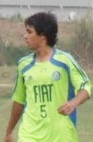 16 anos, jogar de futebol, Feliz ,Ousado e Filho de Deus