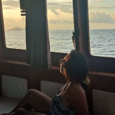 manyangmanyangg's profile picture. desember.