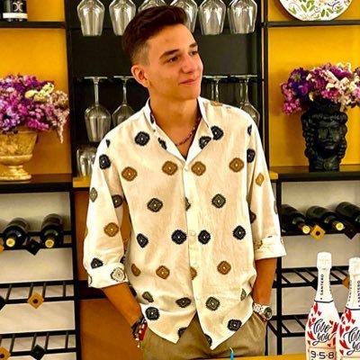 robb__6's profile picture. I’m a Software Engineer