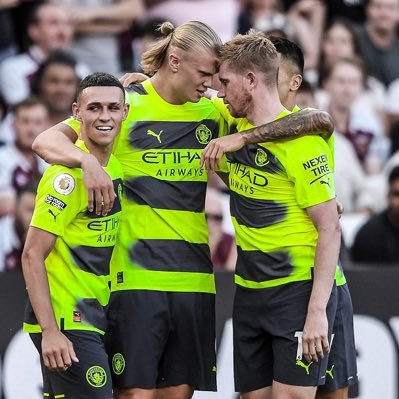 simz0101's profile picture. @ManCity