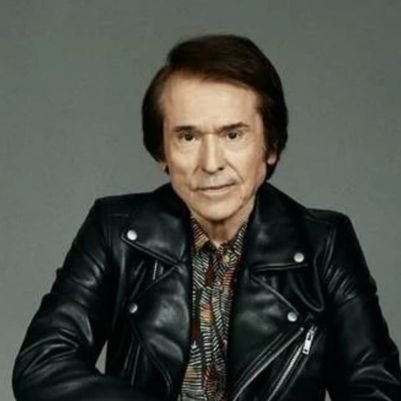 Fan de Raphael y Blas cantó y fotos personales @raphaelartista ❤️❤️❤️te amo tanto