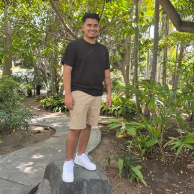 Jerry_2498's profile picture. family of 3 🤍